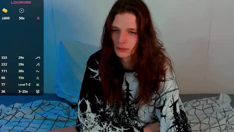 Snapshot of iceseeker2 chatting on 01.09.26 Mike online show from 01.09.26