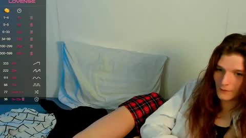 Snapshot of iceseeker2 chatting on 01.09.26 Mike online show from 01.09.26