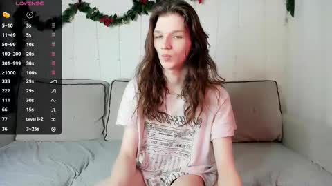 Snapshot of iceseeker2 chatting on 02.10.26 Mike online show from 02.10.26