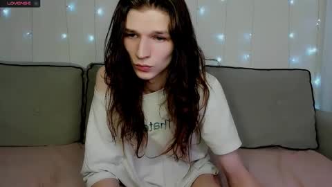 Snapshot of iceseeker2 chatting on 02.22.26 Mike online show from 02.22.26