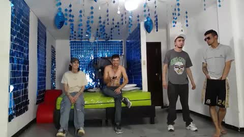 THOMAS AND DAMIAND online show from 02.24.25