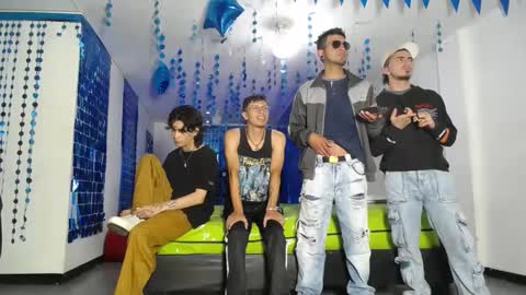 THOMAS AND DAMIAND online show from 02.25.25