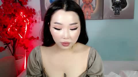 Snapshot of ichiben chatting on 10.14.25 ichiben online show from 10.14.25