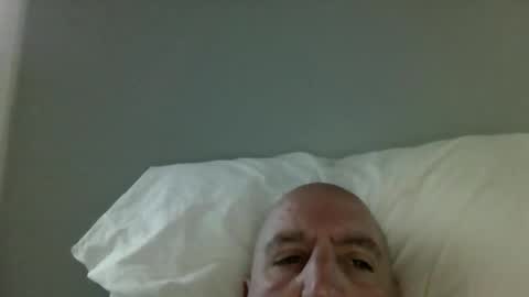 Snapshot of icumming chatting on 09.28.25 icumming online show from 09.28.25
