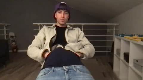 Snapshot of icyninesix chatting on 01.04.25 icyninesix online show from 01.04.25