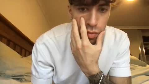 Snapshot of icyninesix chatting on 02.18.25 icyninesix online show from 02.18.25