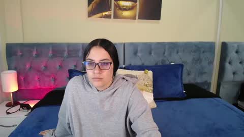 Snapshot of icysweetcam chatting on 12.06.24 Icy online show from 12.06.24