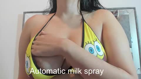 Snapshot of idarazanin24 chatting on 12.05.25 Idara Zanin online show from 12.05.25