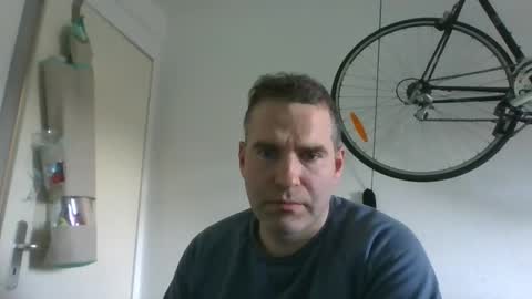 idontknowwhy1 online show from 12.31.24