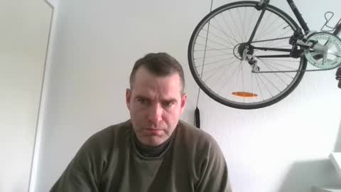 idontknowwhy1 online show from 02.16.25