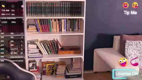 Little Flower online show from 10.11.25