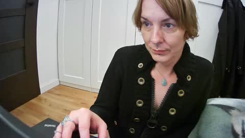 Ifk Donkeys online show from 10.02.25