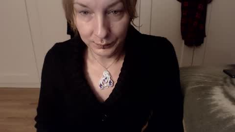 Ifk Donkeys online show from 12.16.25