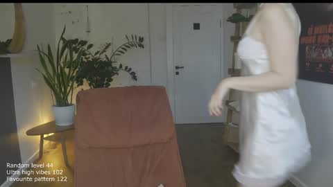 Belle online show from 11.02.25