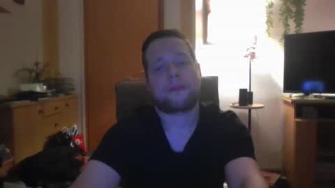 Snapshot of igaveyoupower chatting on 02.05.25 igaveyoupower online show from 02.05.25