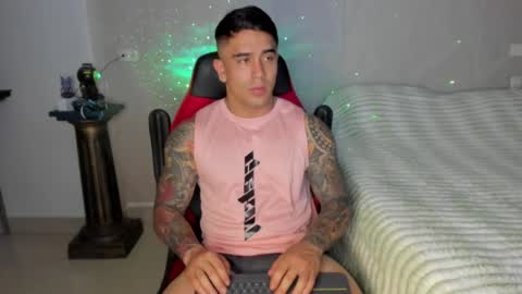 Snapshot of igor_scott chatting on 01.05.25 Igor scott online show from 01.05.25