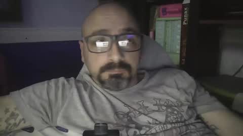 igorargen4 online show from 10.27.25