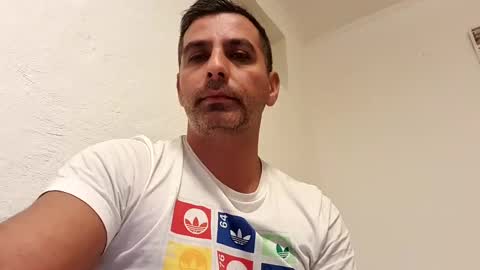 Snapshot of ihtiandar1008 chatting on 02.02.25 ihtiandar1008 online show from 02.02.25