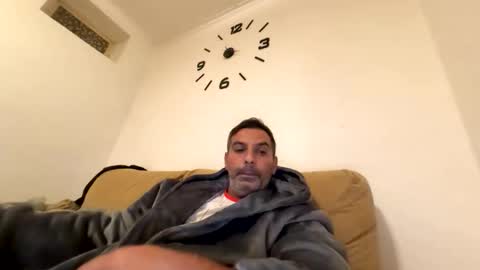 Snapshot of ihtiandar1008 chatting on 11.08.25 ihtiandar1008 online show from 11.08.25