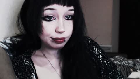 iiiiiiis online show from 10.27.25