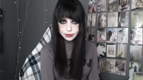 Snapshot of iiiiiiis chatting on 06.11.26 iiiiiiis online show from 06.11.26