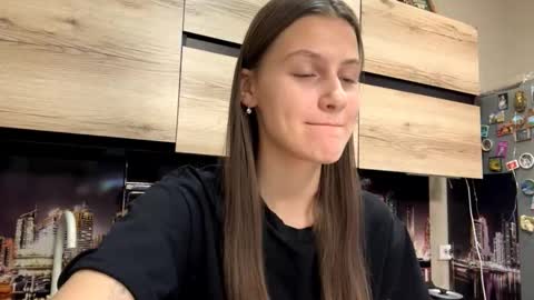 Snapshot of ilianaportwood chatting on 02.17.26 Sophie online show from 02.17.26