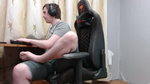 Snapshot of iliaskrisloveee chatting on 02.10.26 lord online show from 02.10.26