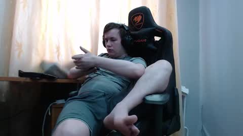 Snapshot of iliaskrisloveee chatting on 02.12.26 lord online show from 02.12.26