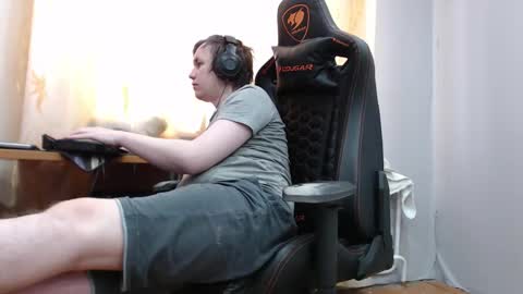 Snapshot of iliaskrisloveee chatting on 02.16.26 lord online show from 02.16.26