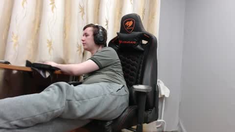 Snapshot of iliaskrisloveee chatting on 02.24.26 lord online show from 02.24.26