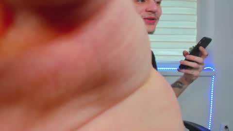 Snapshot of illusions888 chatting on 12.20.24 D-Illusion online show from 12.20.24