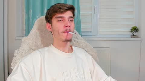 Snapshot of illusions888 chatting on 02.06.25 D-Illusion online show from 02.06.25