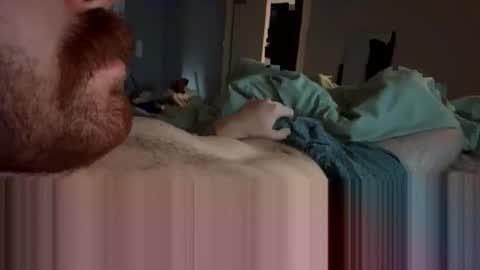 Snapshot of ilovemilfs2424 chatting on 12.16.25 Matthew online show from 12.16.25