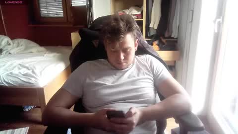 iloveyoutoo2000 online show from 02.02.25