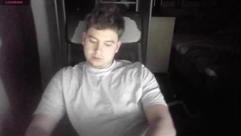 iloveyoutoo2000 online show from 11.30.25