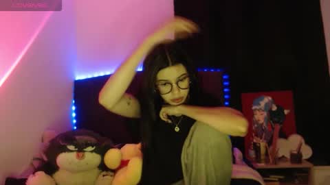 Snapshot of ily_bea chatting on 09.30.25 Ily Bea online show from 09.30.25