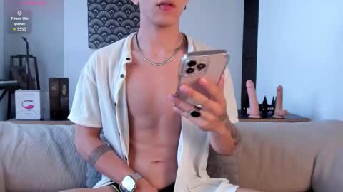 IM  THOMAS online show from 11.13.25