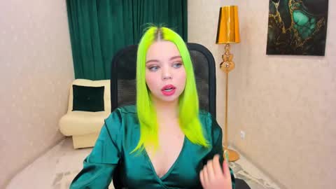 Snapshot of im__youre_sunshine chatting on 02.14.25 Roxy online show from 02.14.25