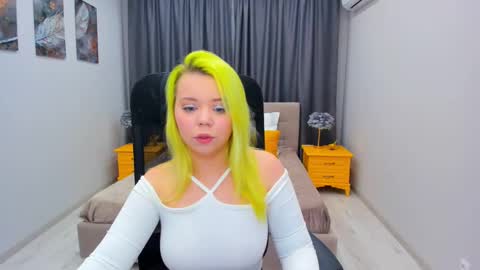 Snapshot of im__youre_sunshine chatting on 02.23.25 Roxy online show from 02.23.25