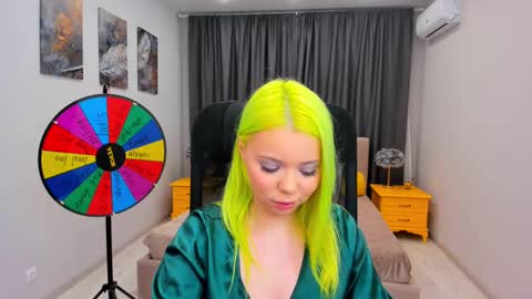 Snapshot of im__youre_sunshine chatting on 03.04.25 Roxy online show from 03.04.25