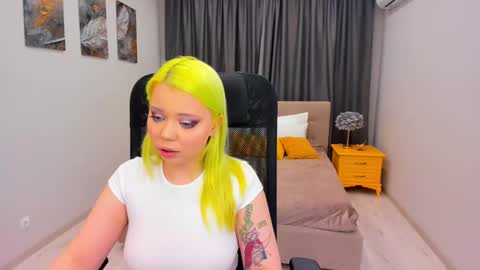 Snapshot of im__youre_sunshine chatting on 03.10.25 Roxy online show from 03.10.25