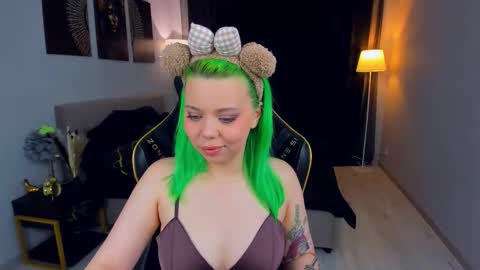 Snapshot of im__youre_sunshine chatting on 09.11.25 Roxy online show from 09.11.25