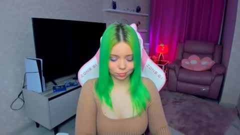 Snapshot of im__youre_sunshine chatting on 10.11.25 Roxy online show from 10.11.25