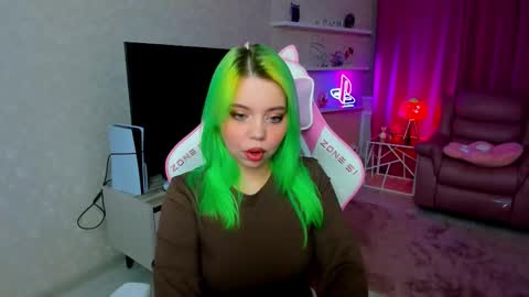 Snapshot of im__youre_sunshine chatting on 10.16.25 Roxy online show from 10.16.25