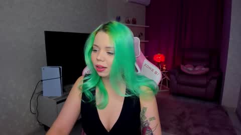 Snapshot of im__youre_sunshine chatting on 02.28.26 Roxy online show from 02.28.26