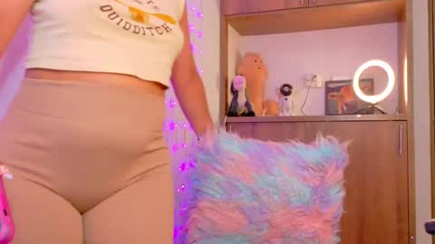 im_anna_ online show from 04.04.26