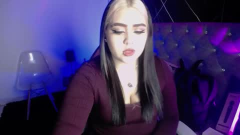 Snapshot of im_bunny__ chatting on 11.14.25 im_bunny__ online show from 11.14.25