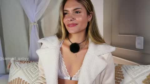 Snapshot of im_gabyferrer chatting on 06.08.26 GABY online show from 06.08.26