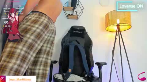 Snapshot of im_juaniito chatting on 10.17.25  40 OFF TODAY online show from 10.17.25