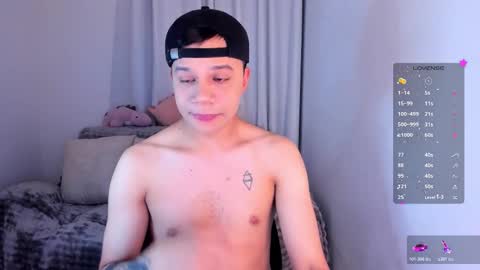 Snapshot of im_marco chatting on 12.23.25 Marco online show from 12.23.25